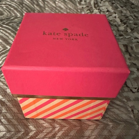 New with tags Kate Spade Rose Gold Bangle Bracelet with “Make Me Blush” charm - Picture 5 of 6